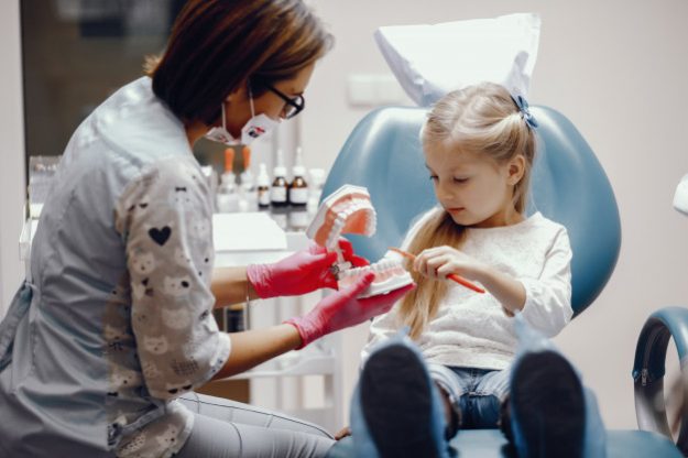niños al dentista niños al dentista